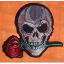 Patch,écusson tête de mort avec une rose