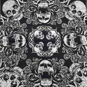 Bandana screaming skull.